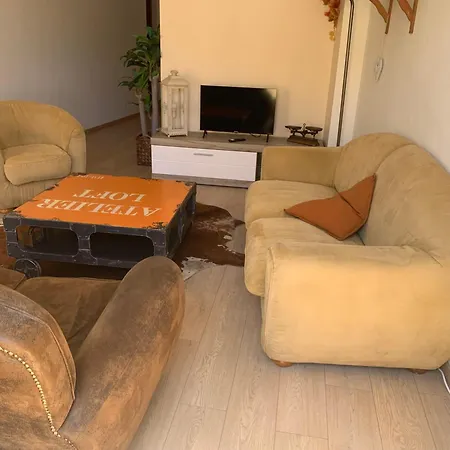 Apartment Dans Le Centre Medieval Hyeres